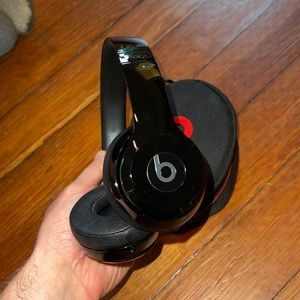 Black Beats by Dr. Dre Solo3 Wireless Gloss Black